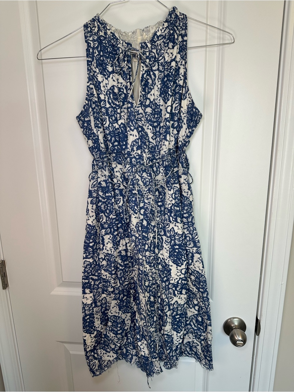 Converse Blue and White FloralDress